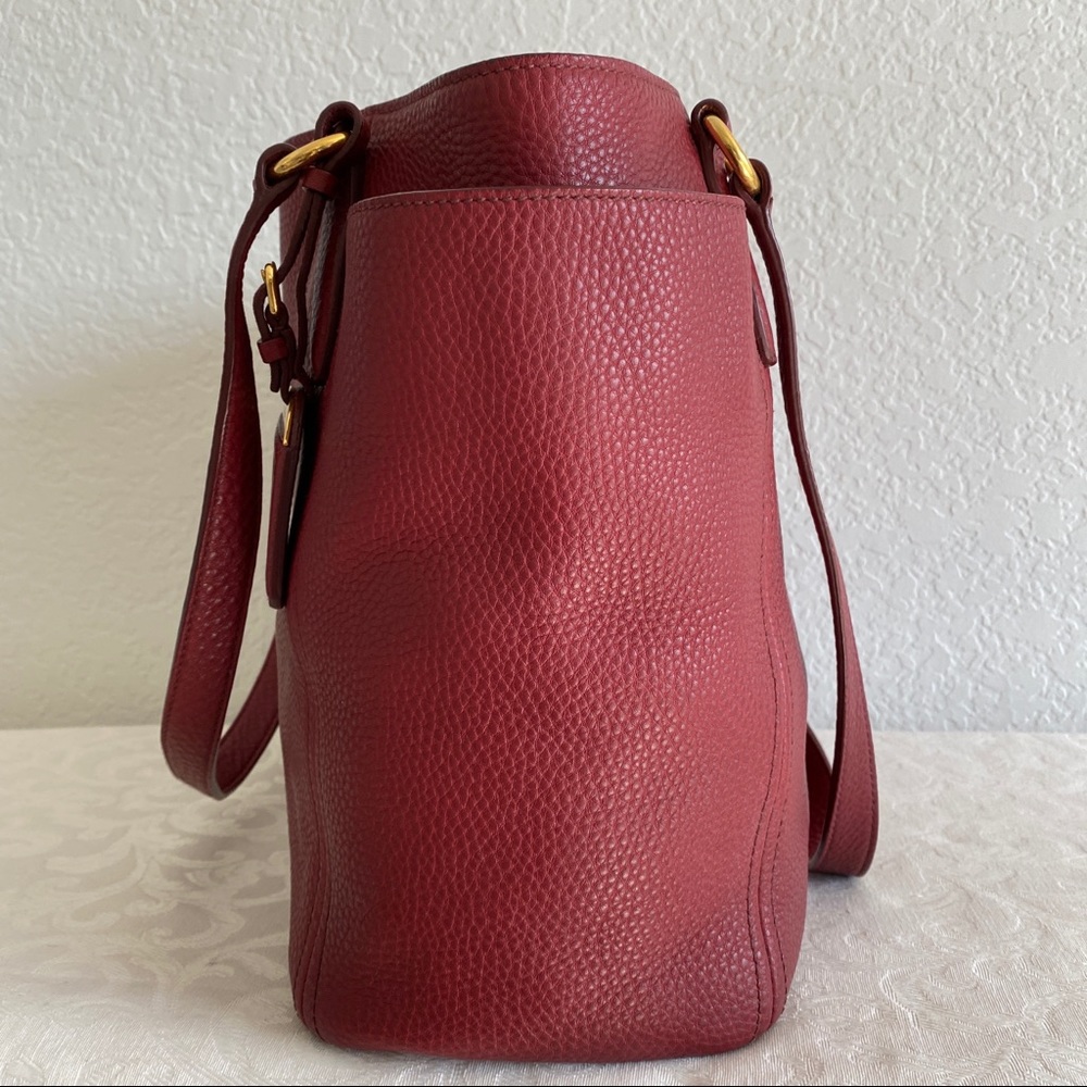 Prada red leather tote bag - Picture 3 of 12
